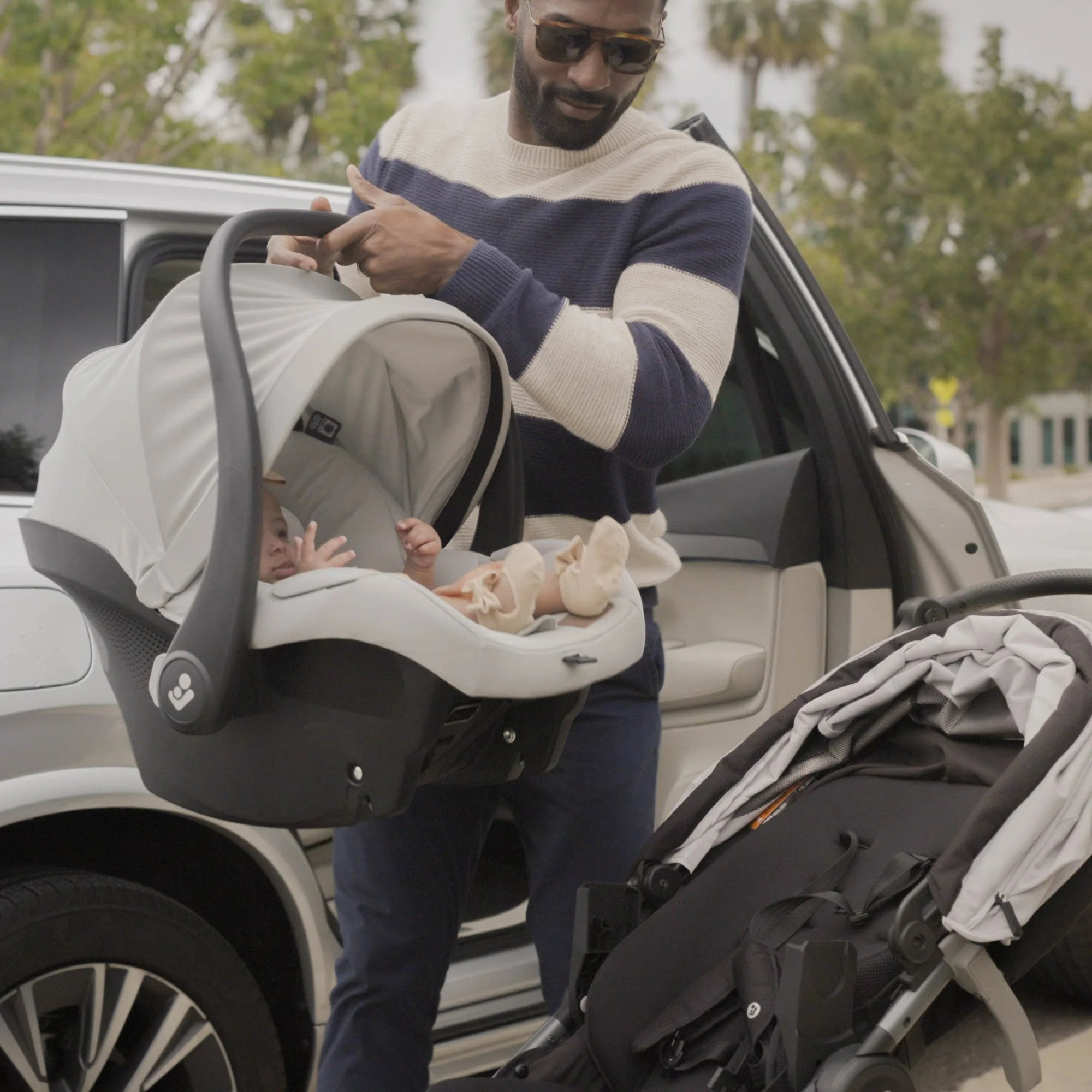 Gia XP Luxe 3-Wheel Travel System - Image 7